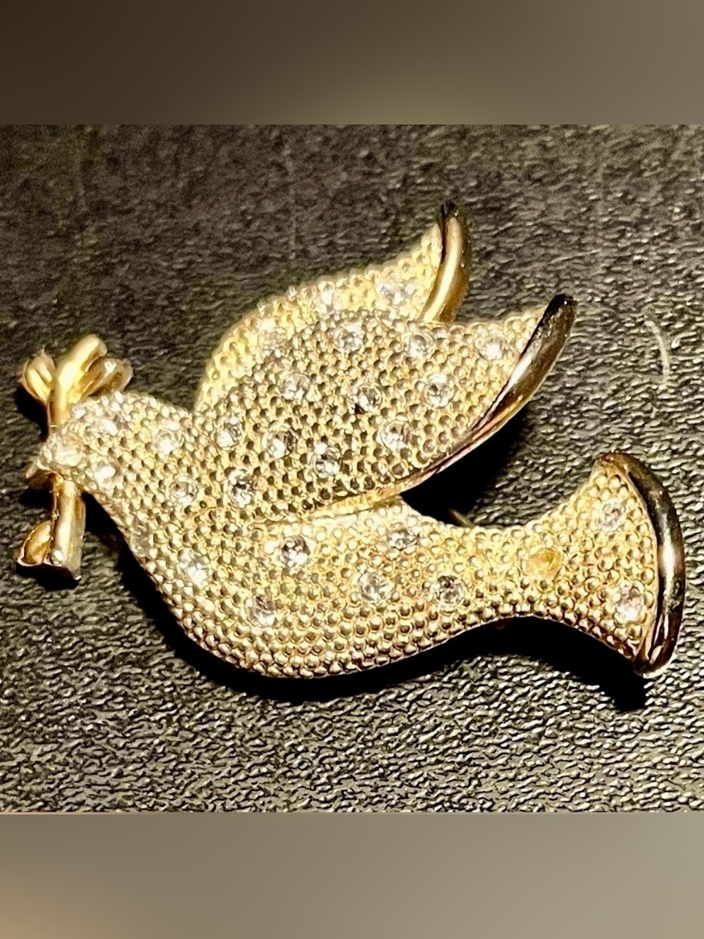 ASO Vintage Dove of Peace Brooch Pave Crystal Rhinestone Gold Tone Pin 1x2” Boho